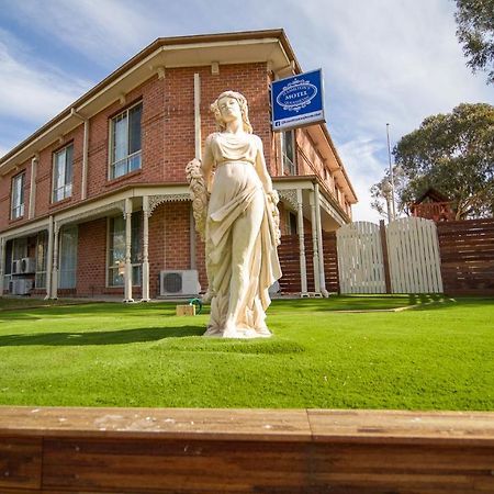 Hamilton'S Queanbeyan Motel Kültér fotó