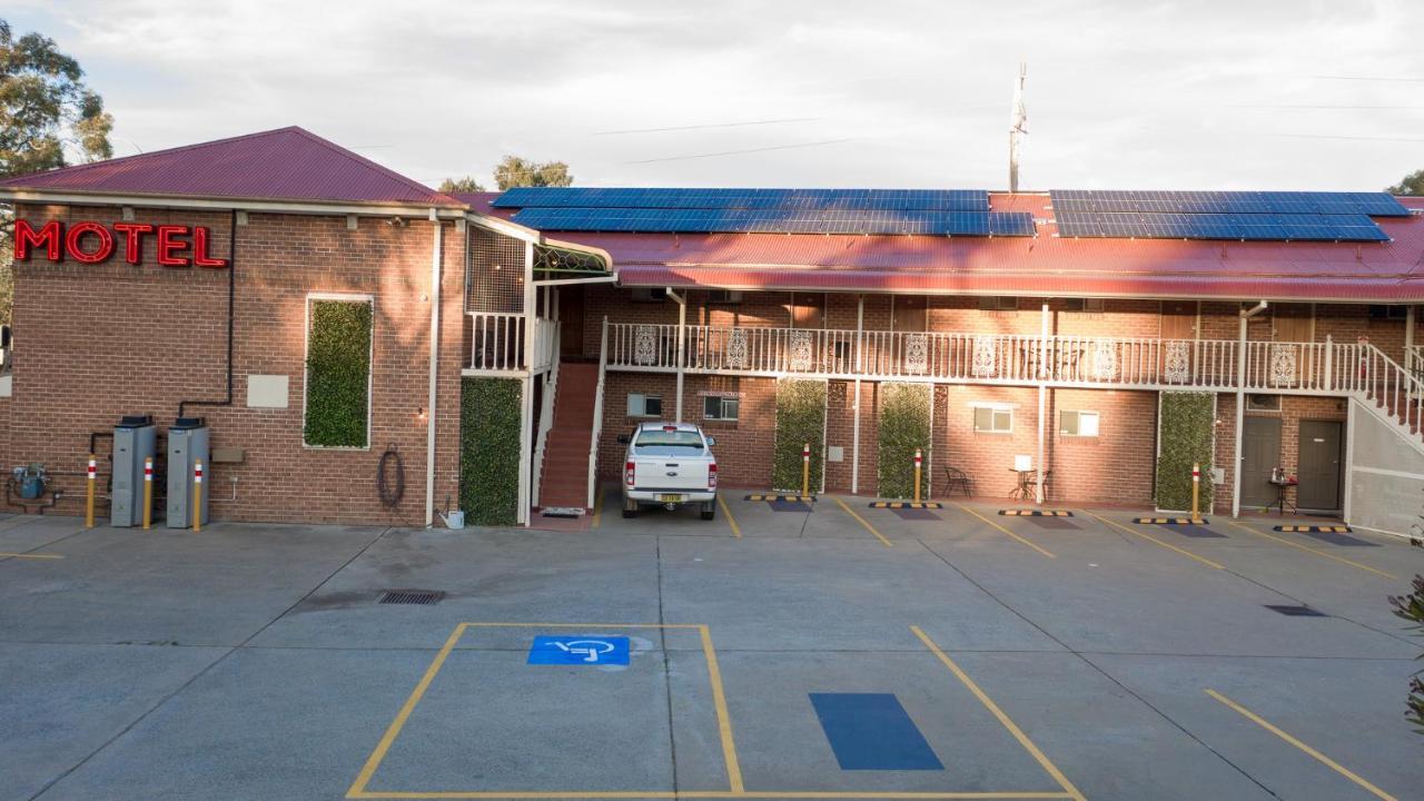 Hamilton'S Queanbeyan Motel Kültér fotó