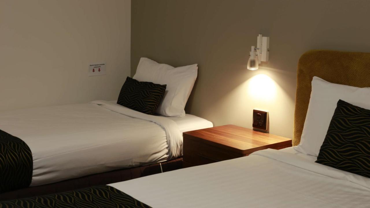 Hamilton'S Queanbeyan Motel Kültér fotó