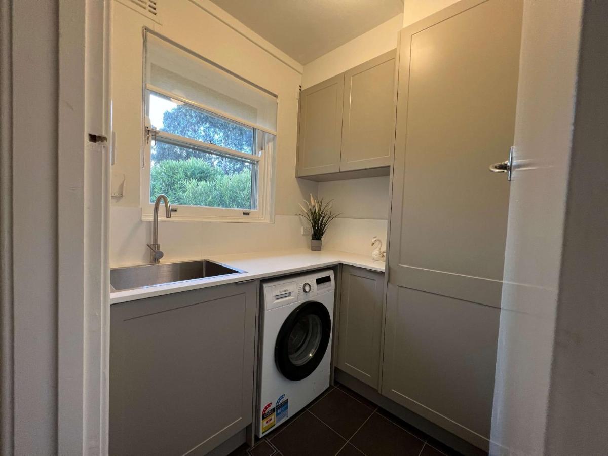 Hamilton'S Queanbeyan Motel Kültér fotó