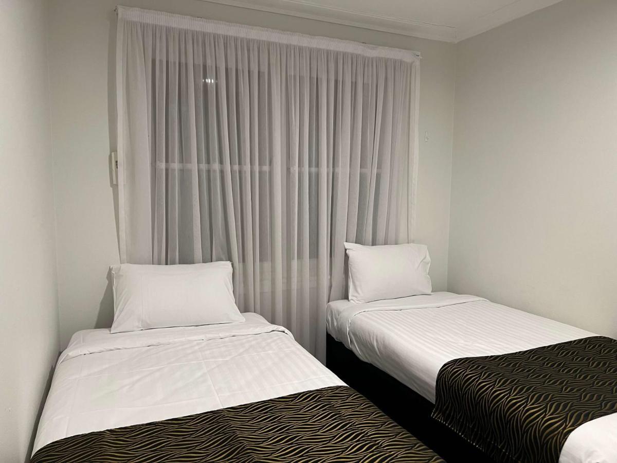 Hamilton'S Queanbeyan Motel Kültér fotó