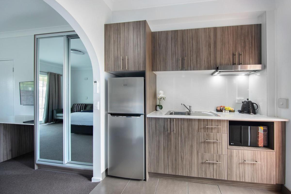 Hamilton'S Queanbeyan Motel Kültér fotó