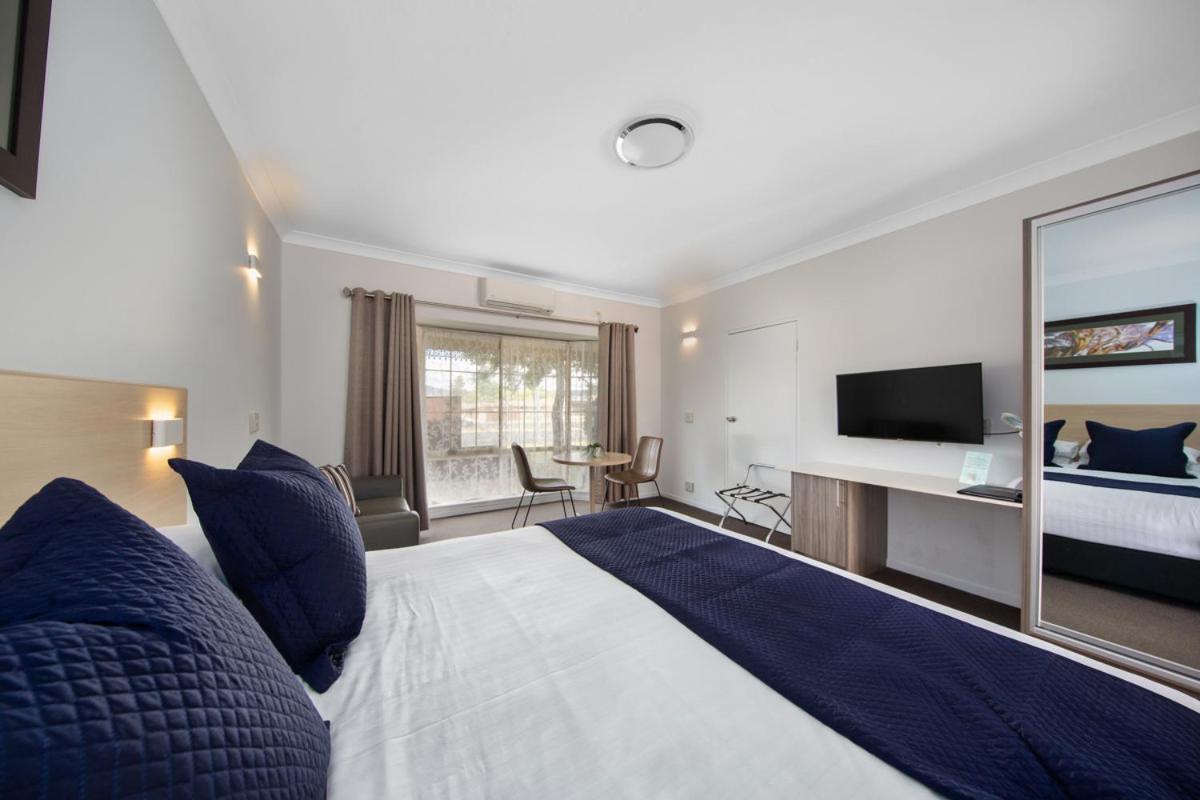 Hamilton'S Queanbeyan Motel Kültér fotó