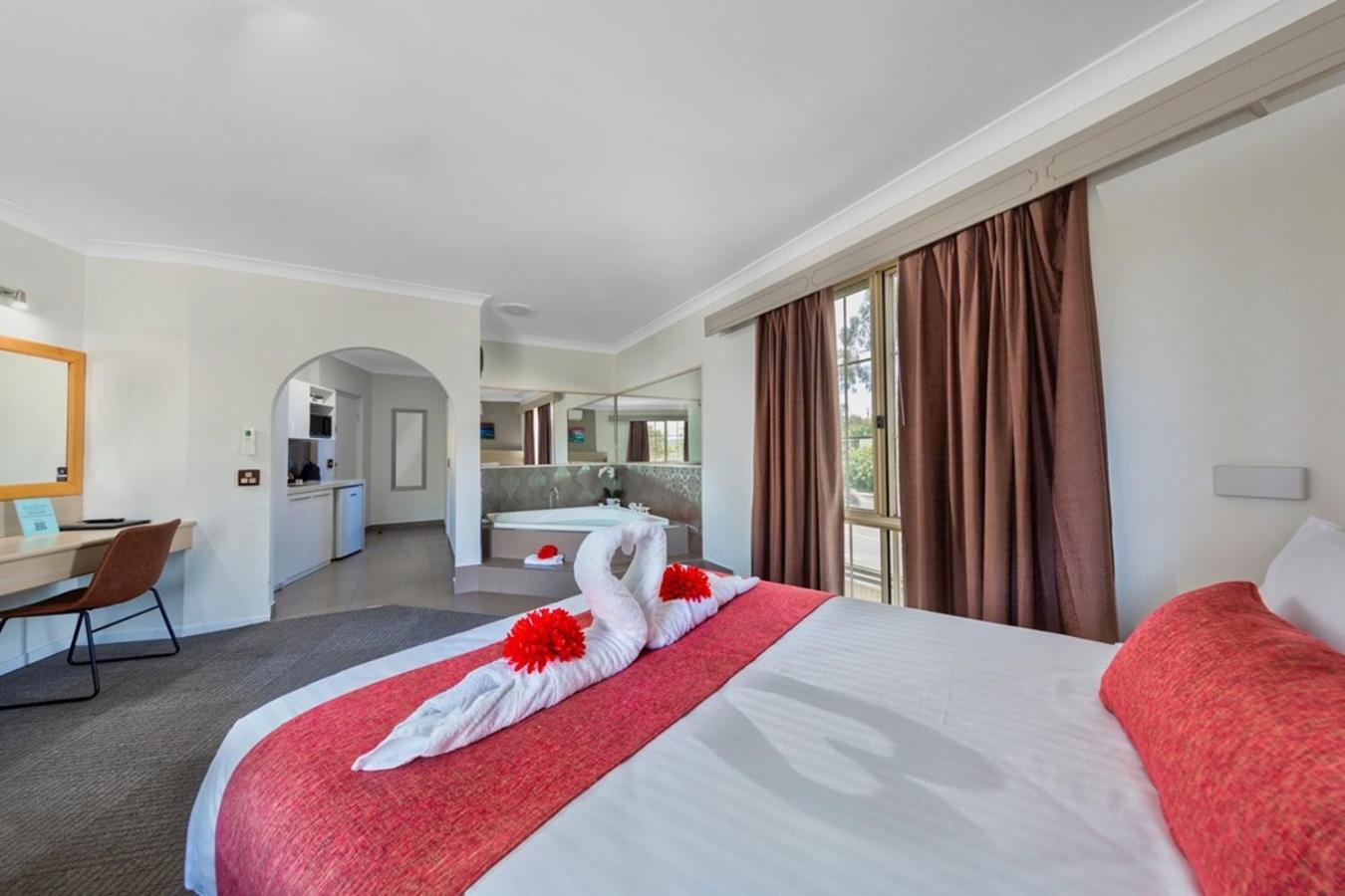 Hamilton'S Queanbeyan Motel Kültér fotó