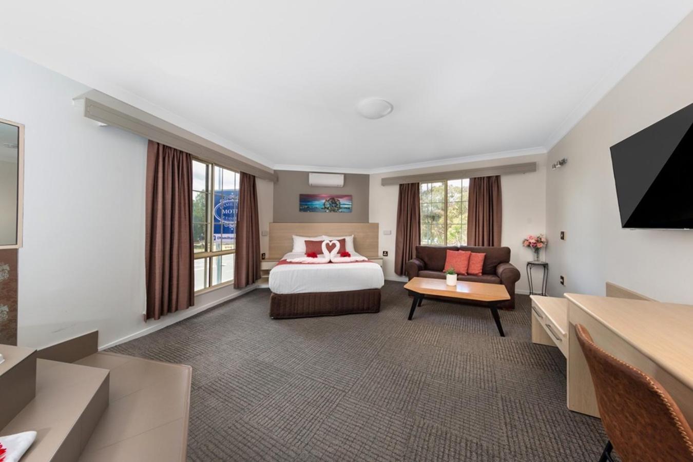Hamilton'S Queanbeyan Motel Kültér fotó